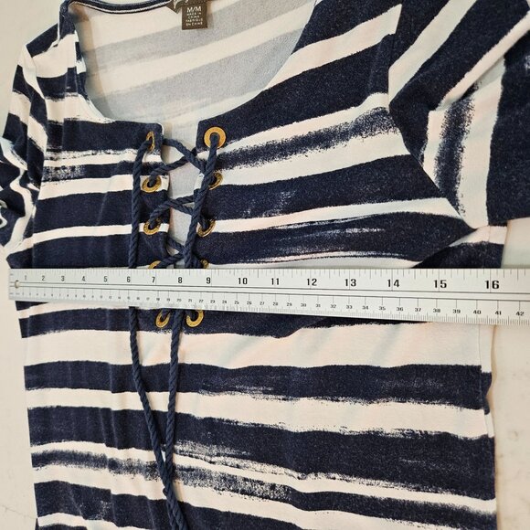 Tommy Bahama Brushed Breaker Striped Dress Medium Lace-Up Navy/White - Picture 3 of 11